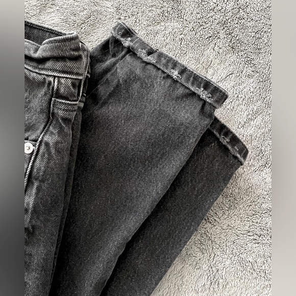 SOLD on Depop - AE High Rise Straight Leg Jeans - Picture 3 of 6